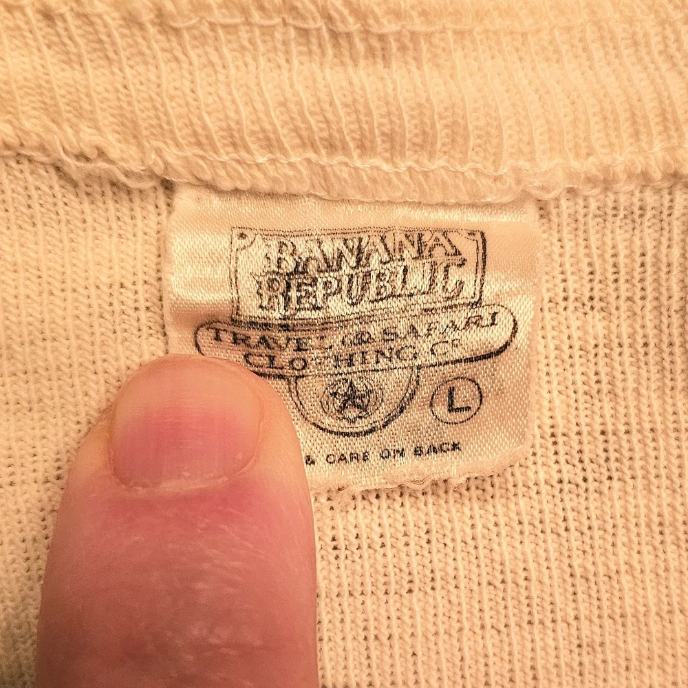 Banana Republic, long Sleeve, Henley button placket, collar. Circa 1982. - Picture 4 of 9